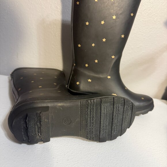 Kids Black Rain Boots with Gold Stars – Size 13 | Waterproof, Stylish & Fun - Picture 3 of 4